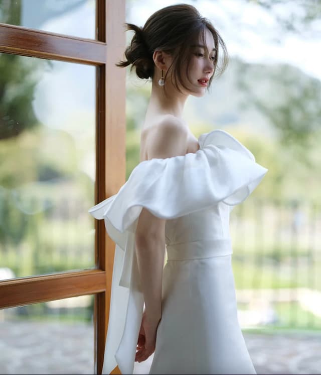 New Simple Mermaid Light Wedding Dress White Fluffy Chest Summer Bridal Gown