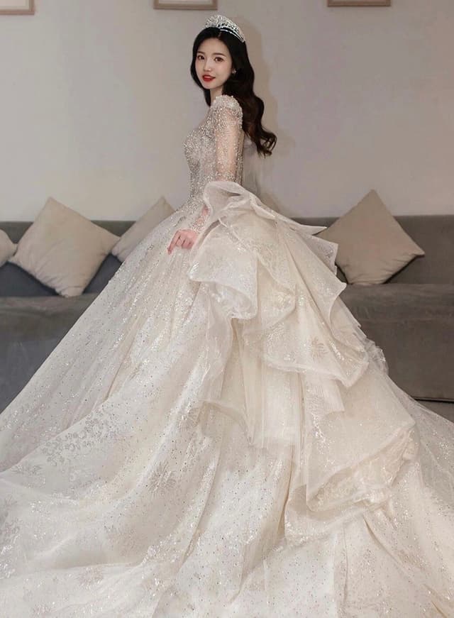Wedtire Wedding Dress Small Train With Bow Luxury Long Sleeve Lace Handmade Mermaid Style No. Startled Deer