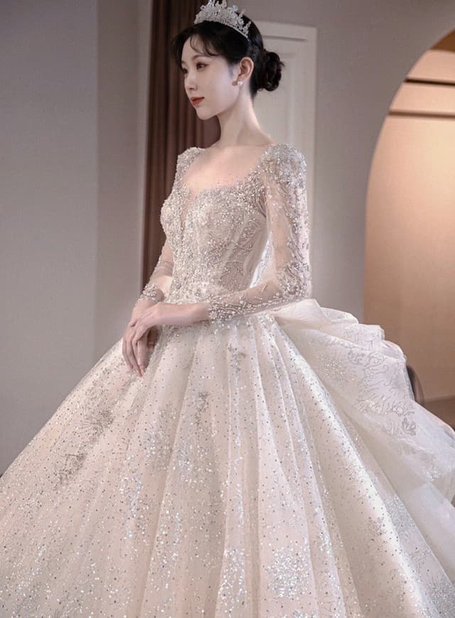 Wedtire Wedding Dress Small Train With Bow Luxury Long Sleeve Lace Handmade Mermaid Style No. Startled Deer