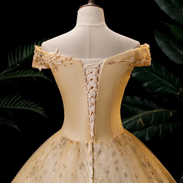 Gold Quinceanera Dress Off The Shoulder Party Prom Dress Ball Gown Vintage Lace Quinceanera Gown