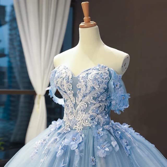 Blue Quinceanera Dresses Off The Shoulder Princess Prom Dress Lace Appliques Ball Gown With Small Train