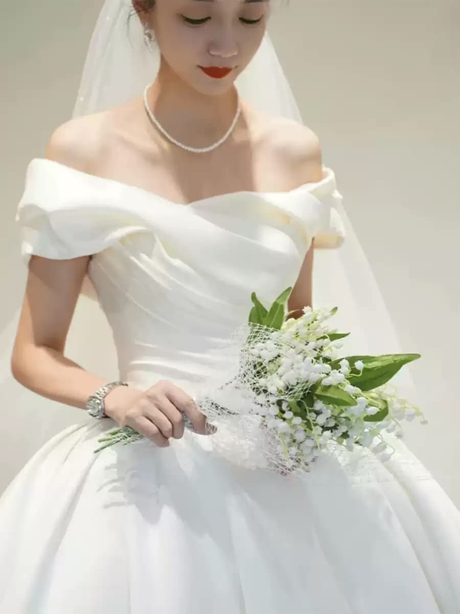 Off-the-Shoulder Satin Bridal Gown Floor-Length Simple Sophisticated Wedding Dress with a Long Train
